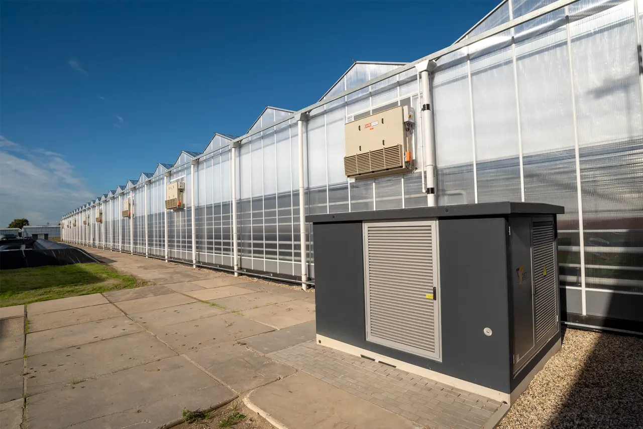 Buiten zijkant kas Kwekerij de Zuidplas